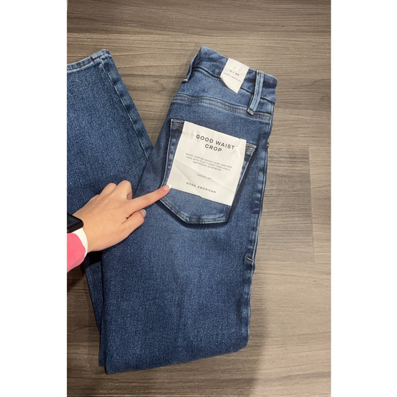 Good American Good Waist Crop Jean - Picture 4 of 4